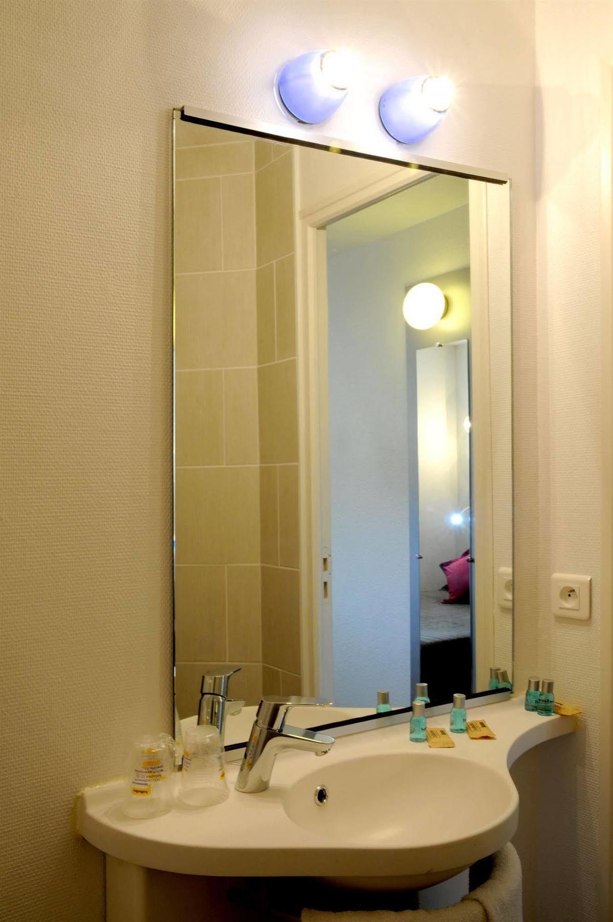 Welcomotel Ле-Мюро Экстерьер фото